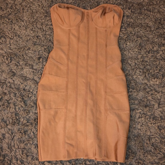 PrettyLittleThing Dresses & Skirts - Strapless bandage dress